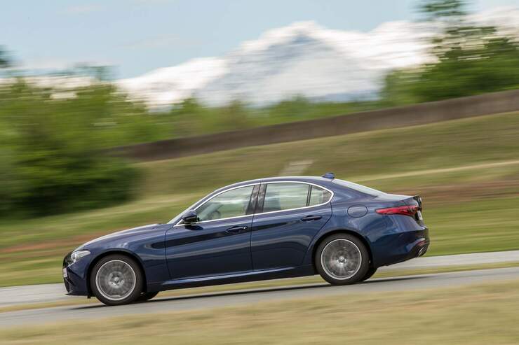 Fahrbericht Alfa Romeo Giulia 2 2 Jtdm 16v 2016 Auto