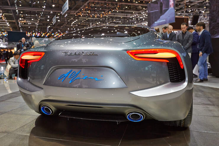 Maserati-Alfieri-Genfer-Autosalon-Messe-