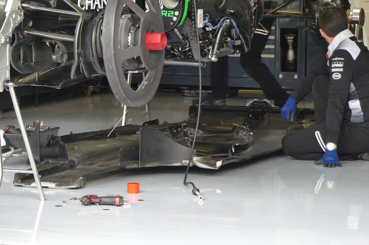 McLaren-GP-England-Silverstone-Formel-1-