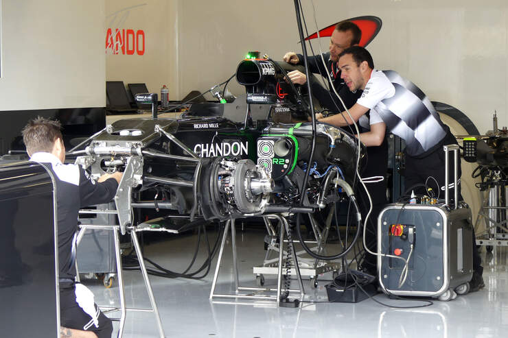 McLaren-GP-England-Silverstone-Formel-1-