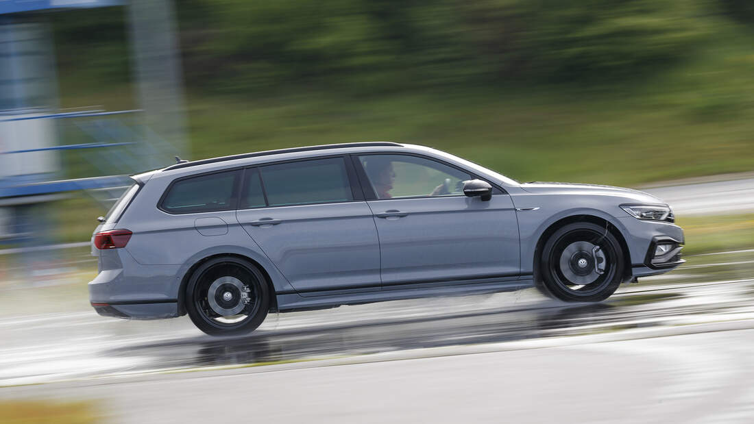 Das Fahrwerk Des VW Passat Variant R Line Edition Auto Motor Und Sport