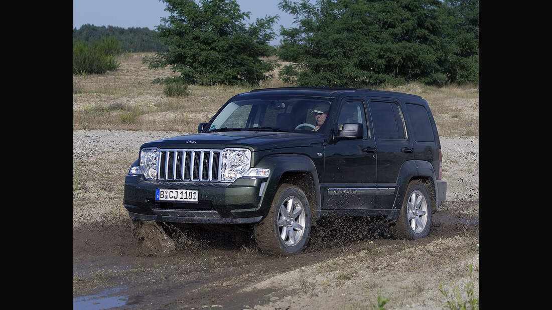 Der Jeep Cherokee 2 8 CRD Limited Im Einzeltest Auto Motor Und Sport