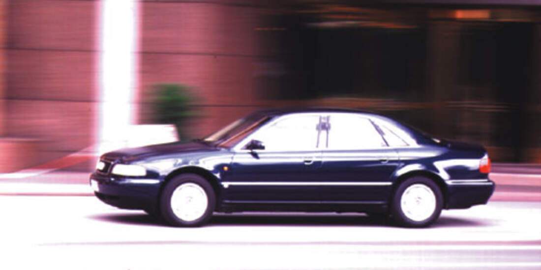 Audi A8 3.7