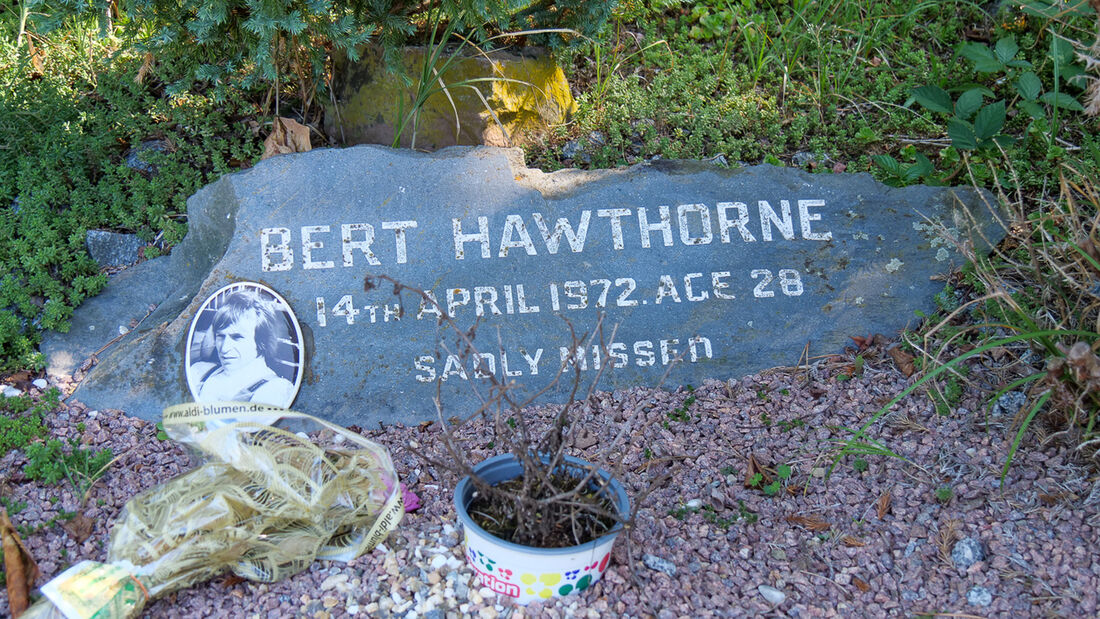  Gedenkstein zum Tod von Bert Hawthorne am Hockenheimring.