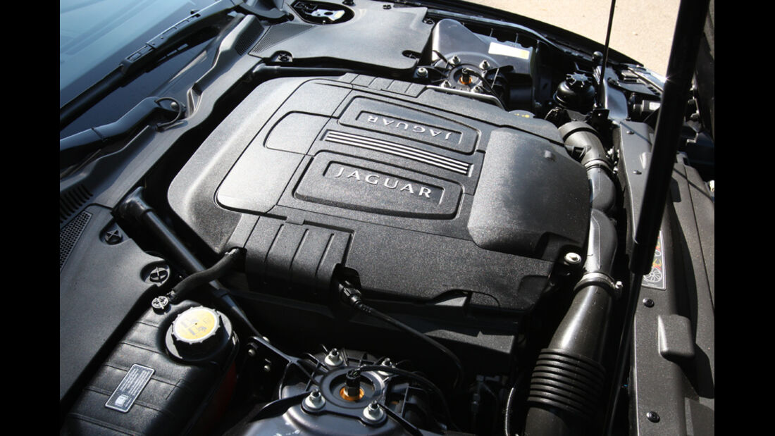  Jaguar XK 5.0 V8 Portfolio, Motor
