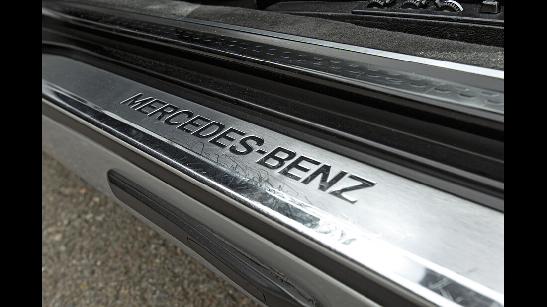  Mercedes-Benz SL 600, Fußleiste