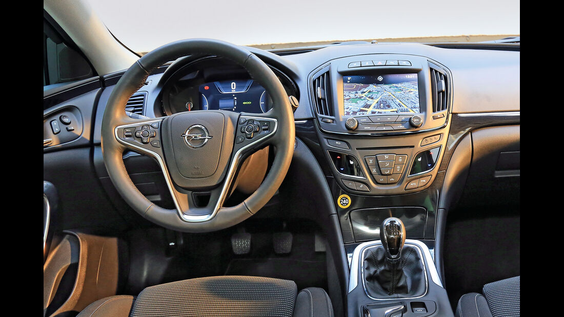 Opel Insignia, Cockpit