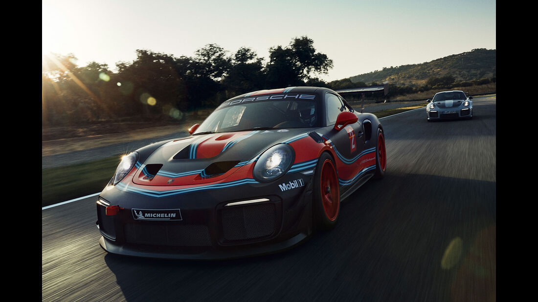  Porsche 911 GT2 RS Clubsport