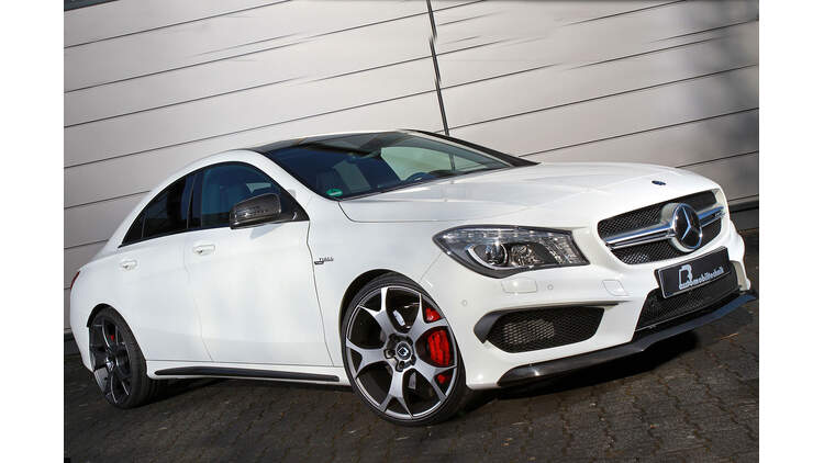 B B Mercedes Cla 45 Amg Kompakt Limo Kratzt An Der 300 Km H Marke Auto Motor Und Sport