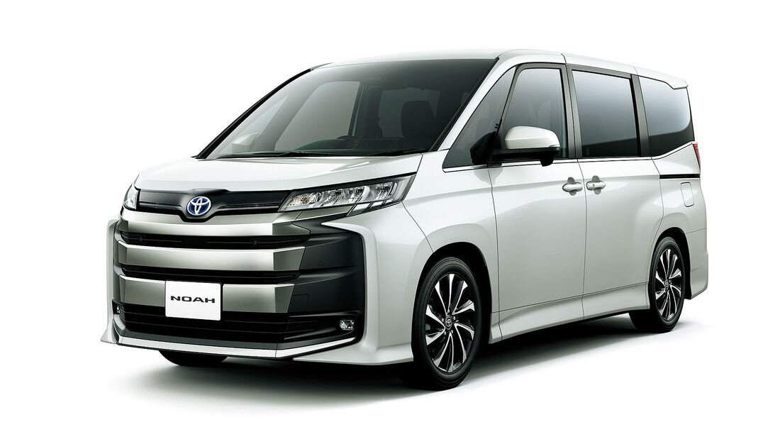 01/2022, Toyota Noah 2022