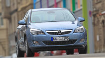 0111, ams 02/2011, Opel Astra 1.4 Turbo
