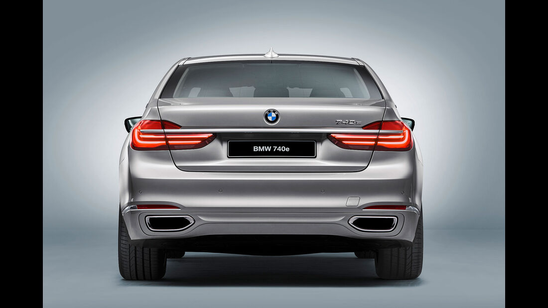 02/2016 BMW 740e iPerformance