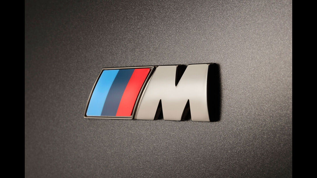 02/2016 BMW M760Li xDrive