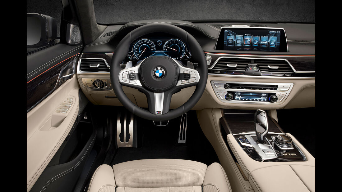 02/2016 BMW M760Li xDrive