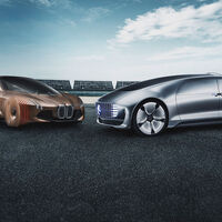 02/2019, BMW Vision iNext und Mercedes Vision Tokyo