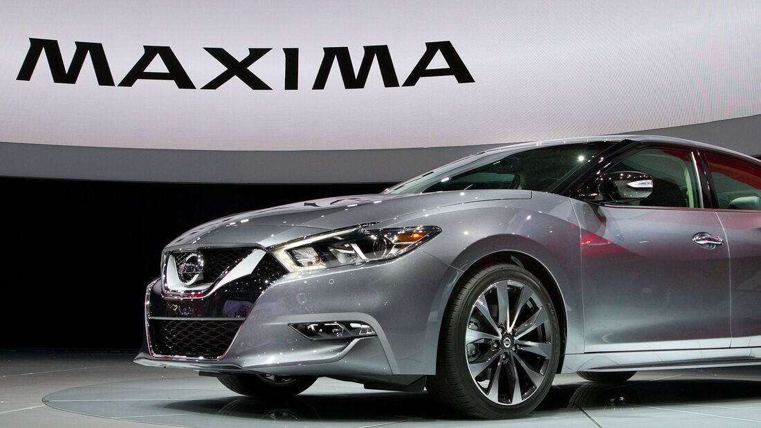 04/2015 Nissan Maxima New York Auto Show
