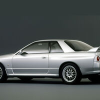 04/2019, Nissan Skyline GT-R R32 V-Spec 1993