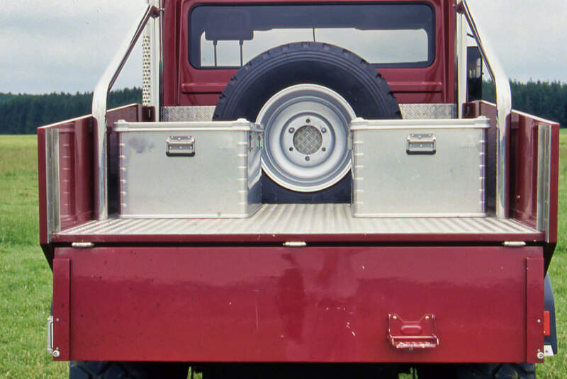 04/2025 Mercedes Unimog Funmog 1994 U408