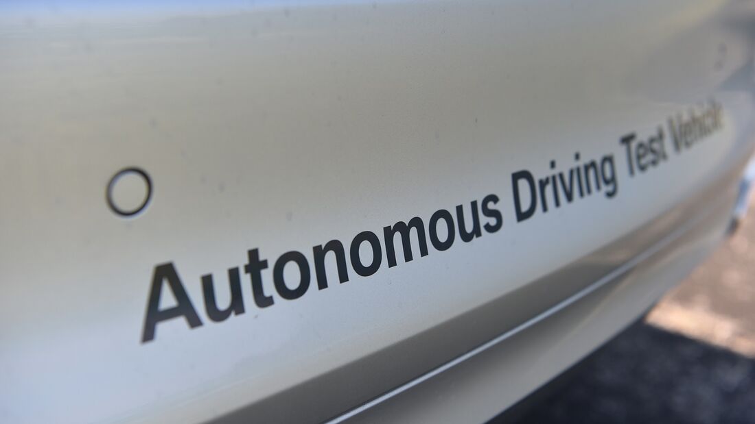 05/2018, BMW Autonomous Driving Test Vehicle