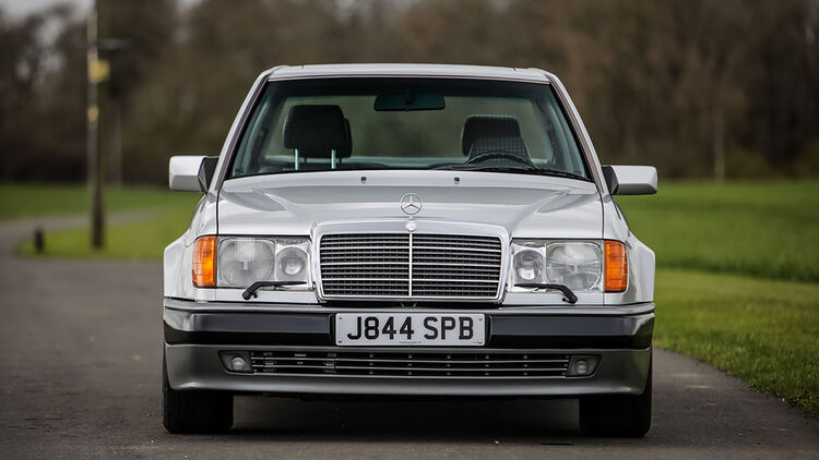 05/2019, Mercedes 500 E W 124 von Rowan Atkinson