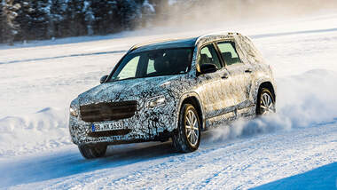 05/2019  Mercedes GLB Erlkönig Fahrbericht