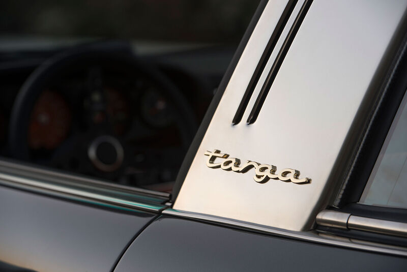 06/2015,  Singer Porsche 964/911 Targa