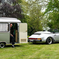 06/2019, Porsche 911 Speedster G-Modell mit Hymer Eriba Puck