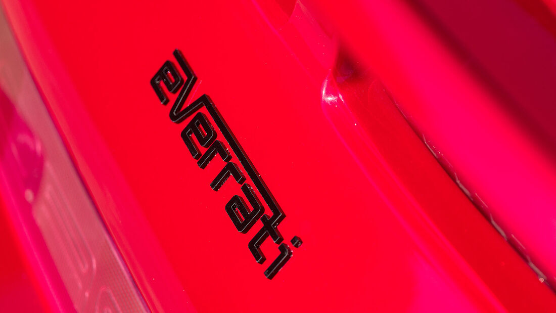 06/2021, Everrati Porsche 911 964 Elektro Restomod Signature Widebody