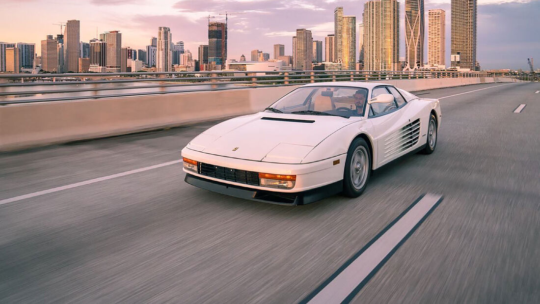 06/2021, Weißer Ferrari Testarossa Original Filmauto Miami Vice