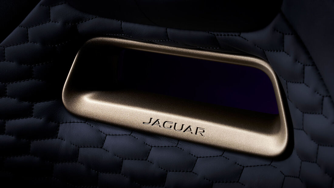 06/2022, Jaguar F-Pace SVR Bespoke Edition 1988