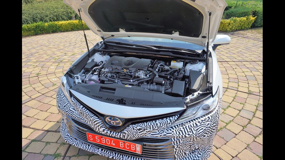 07/2018, Toyota Camry Hybrid Covered Drive