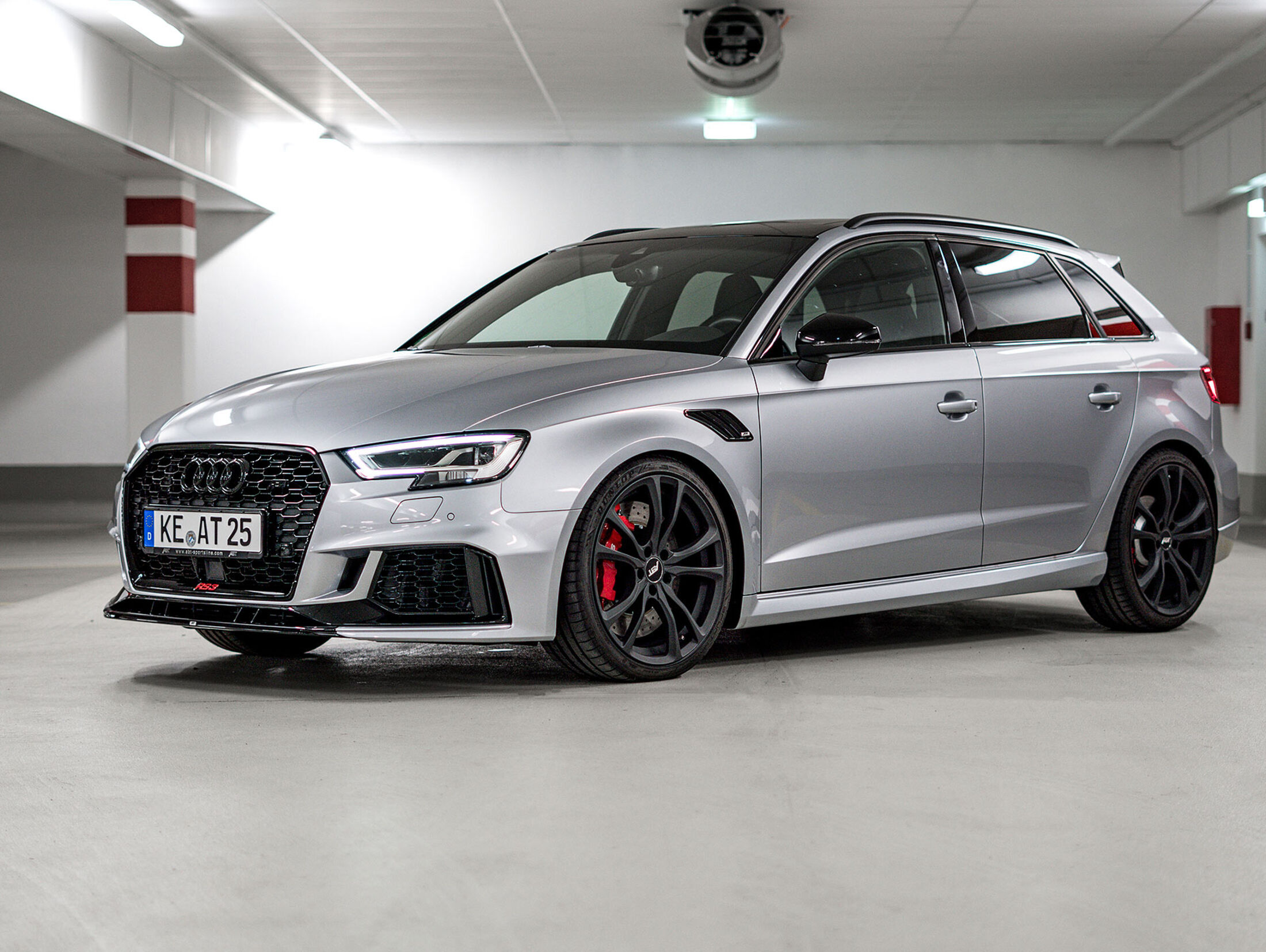 https://imgr1.auto-motor-und-sport.de/07-2019-Abt-Sportsline-Audi-RS3-jsonLd4x3-adcfe6a4-1611618.jpg