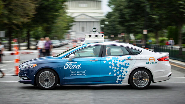 07/2019, Ford Fusion Hybrid mit Selbstfahr-Technologie von Argo AI