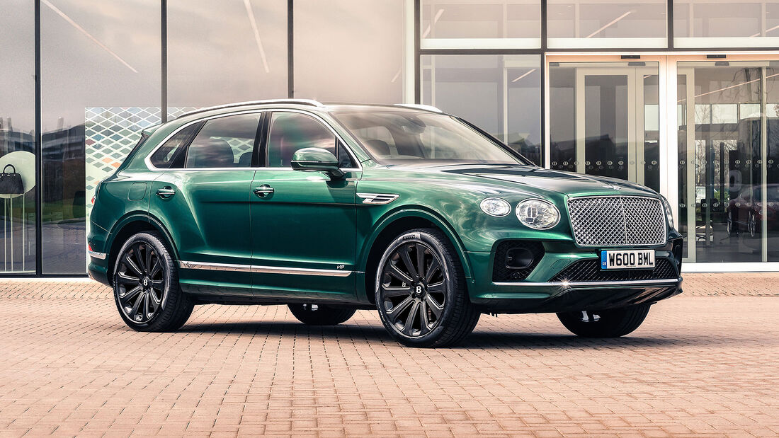 07/2021, Bentley Bentayga mit 22 Zoll Karbon Rädern