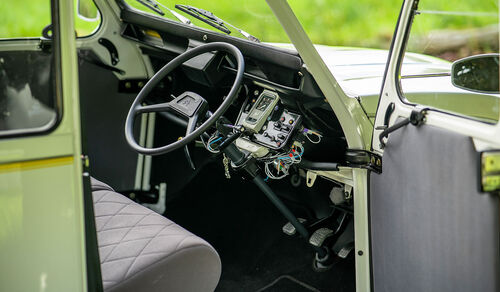 07/2021, Citroen 2cEv Ente mit Elektroantrieb