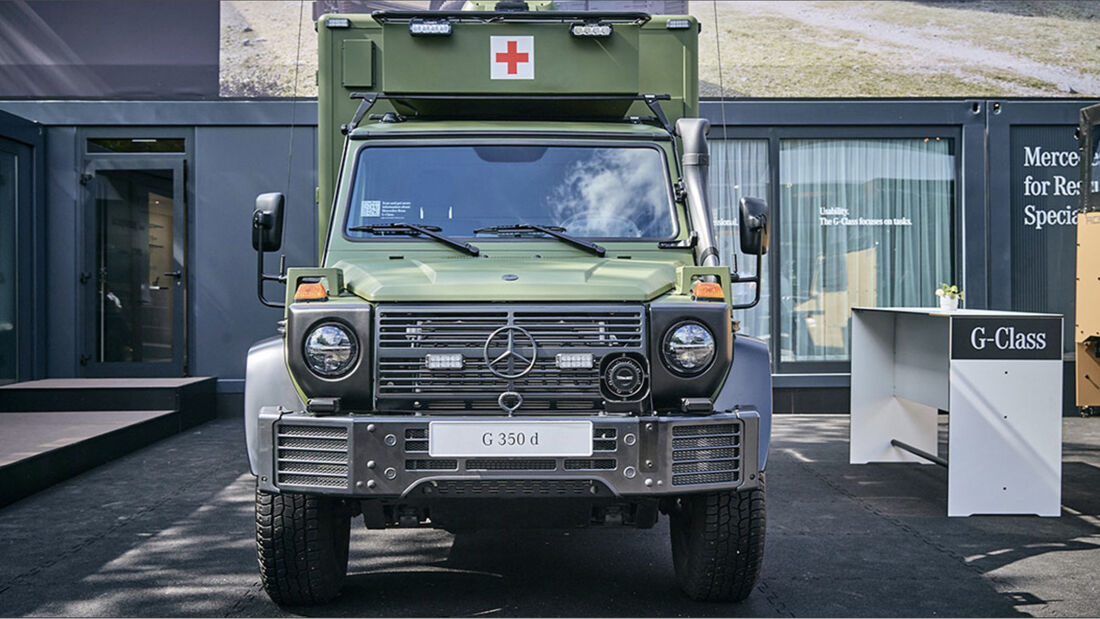 07/2024 Mercedes G 464 Militär auf Messe Eurosatory Paris 2024