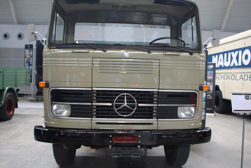 07/2025 Mercedes-Benz Frontlenker mittlere Baureihe LP ab 1965