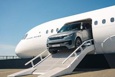 Der E-SUV, der aus dem Flieger kam