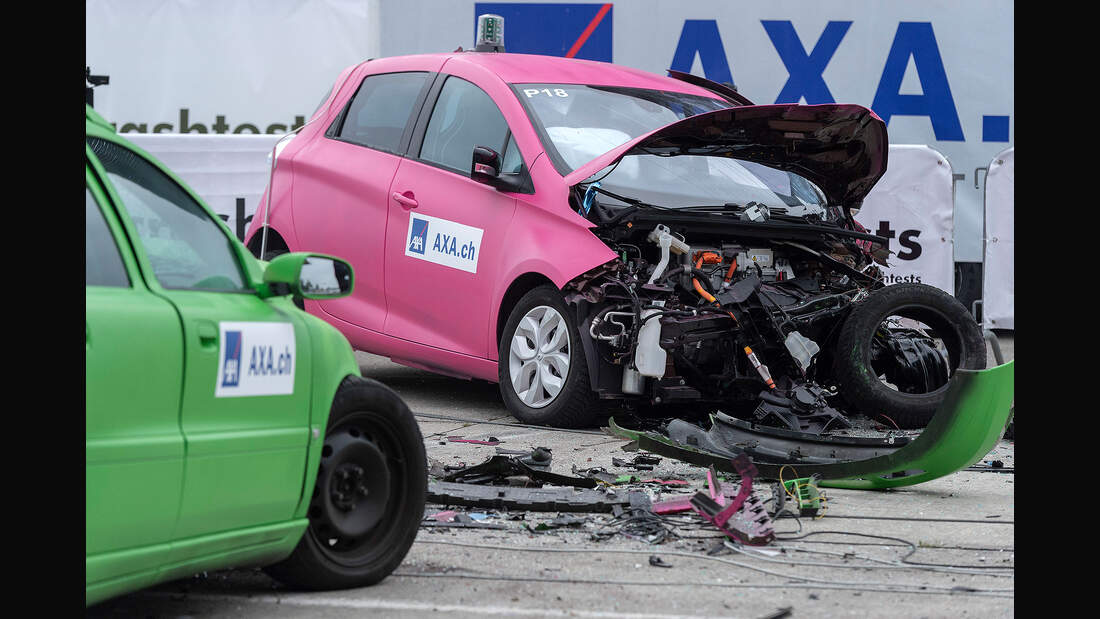 08-2019-AXA-Elektroauto-Crashtest-Duebendorf-22-08-2019-article169Gallery-e24a882e-1621373.jpg