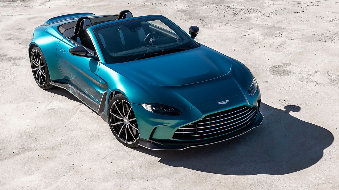 08/2022, Aston Martin V12 Vantage Roadster