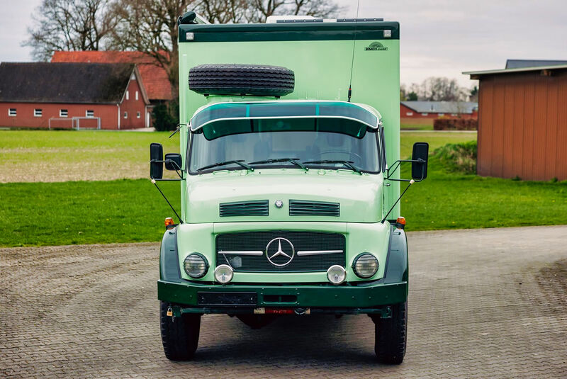 08/2024 1974 Mercedes-Benz LA 1113 B Variomobil Wohnmobil Oldtimer