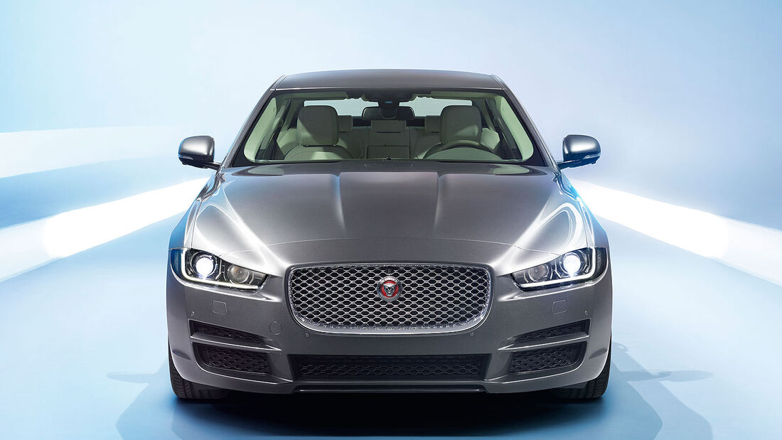 09/2014 Jaguar XE Portfolio