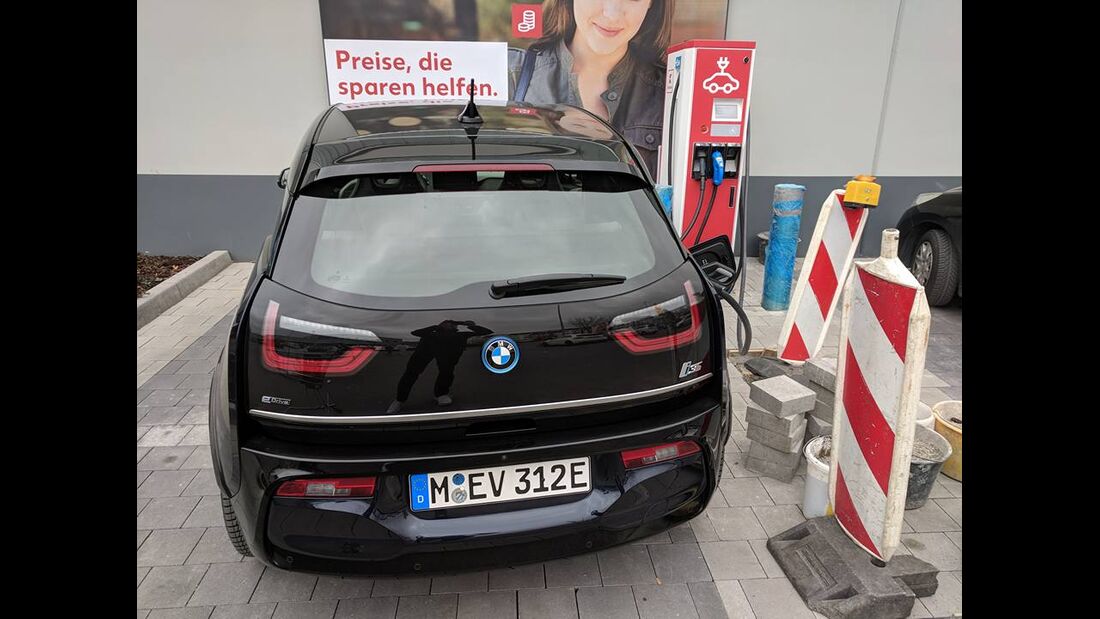 09/2018, BMW i3 Ladestation