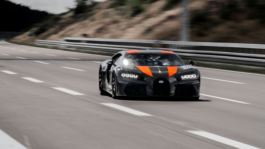 09/2019, Bugatti Chiron 300 mph