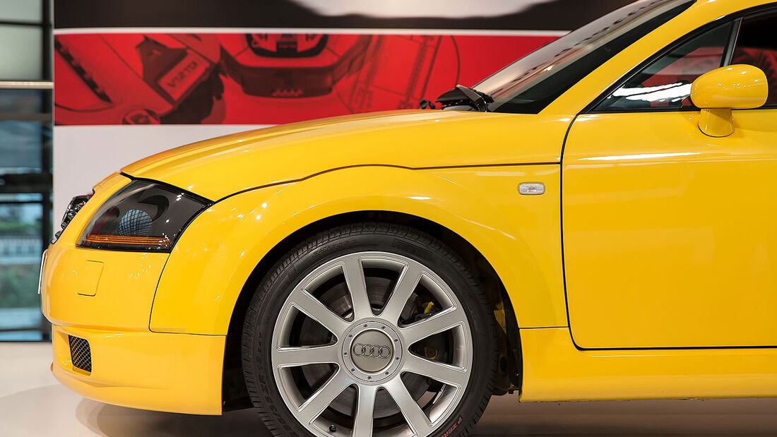 10/2013, Audi TT 2.7 T RS Prototyp