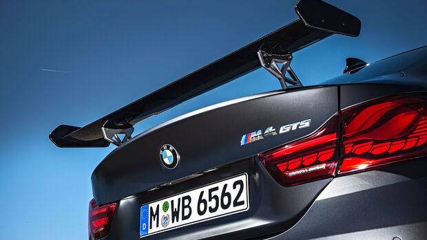 10/2015 BMW M4 GTS 7.10. Sperrfrist
