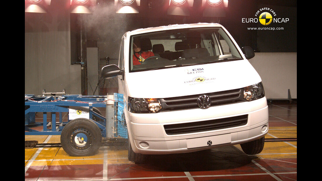 11/2013, EuroNCAP-Crashtest, VW T5