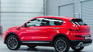 11/2015, Qoros 5 SUV