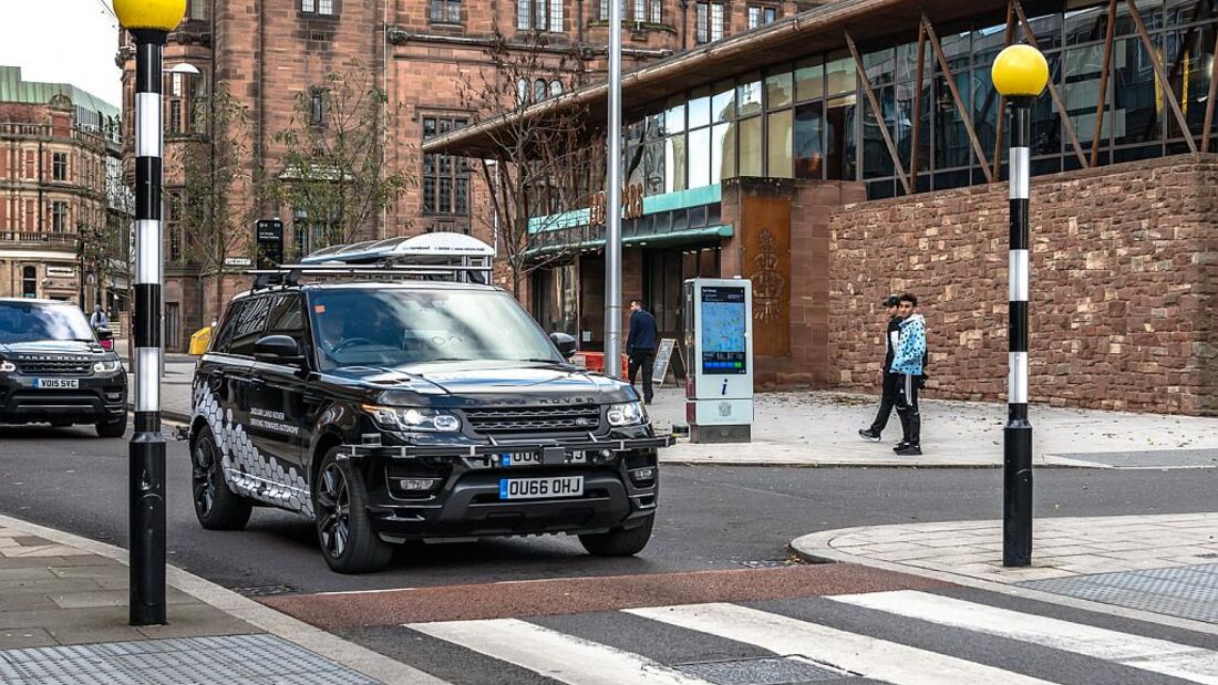 11/2017, Erprobung autonomer Autos in England - mit Jaguar Land Rover