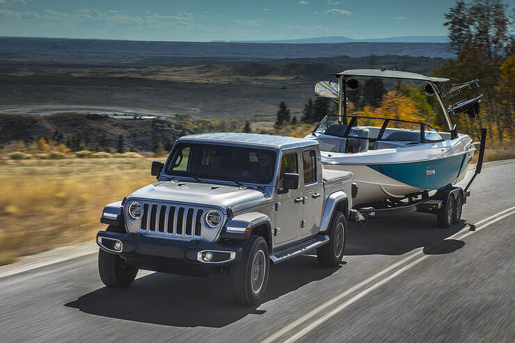 11-2018-Jeep-Gladiator-fotoshowBig-48a769d6-1214473.jpg